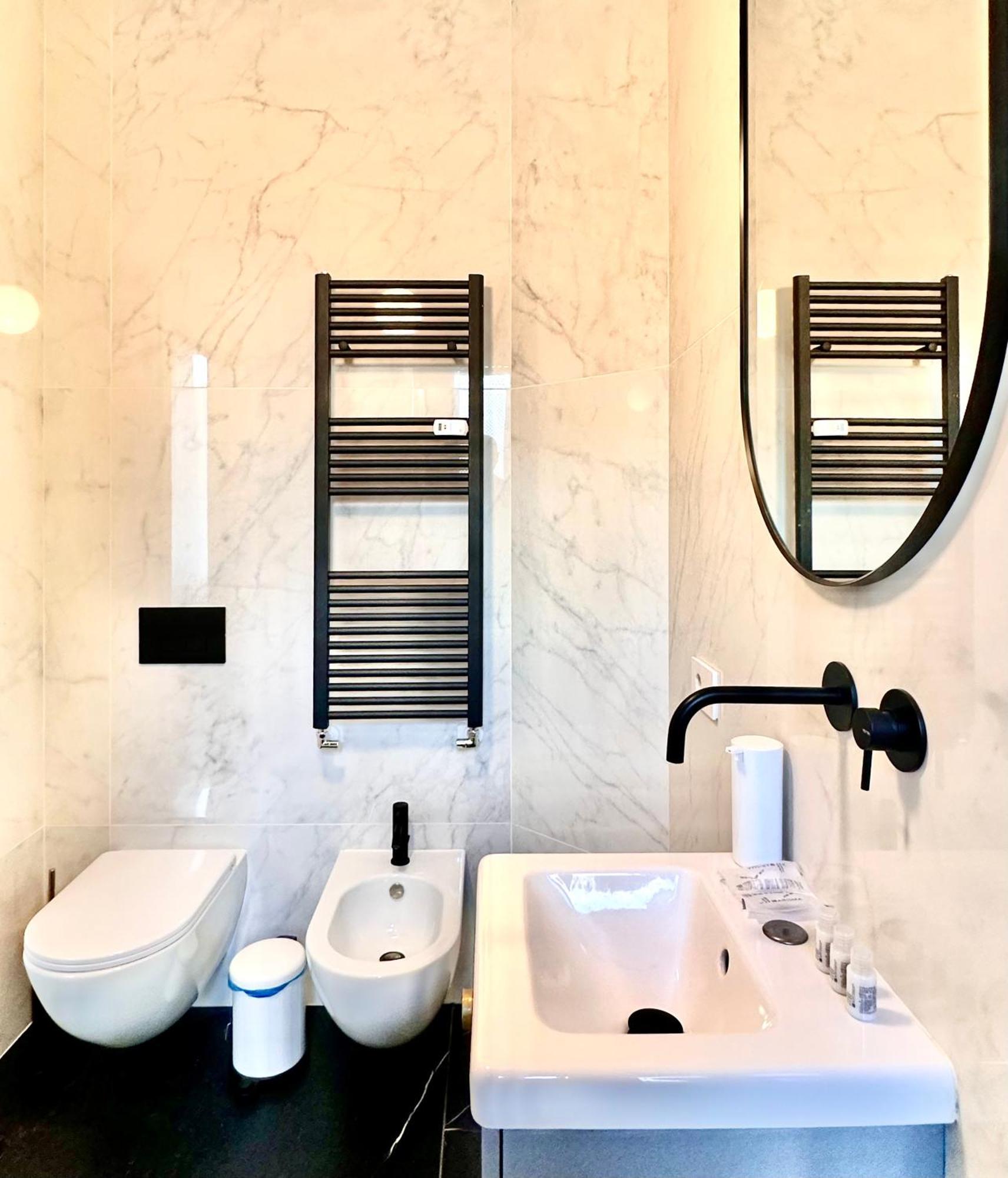 Casa Angelo In Porta Venezia, Duomo Apartment Милано Екстериор снимка
