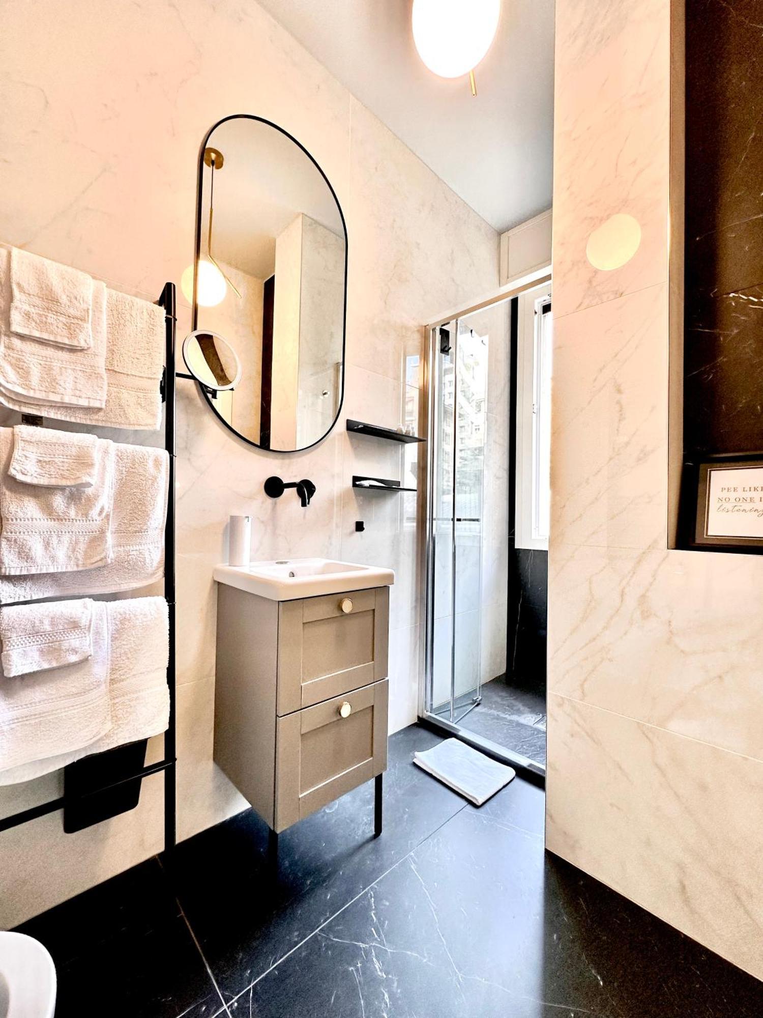 Casa Angelo In Porta Venezia, Duomo Apartment Милано Екстериор снимка